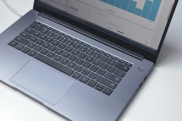 Boost your smartphone's battery life with easy settings tweaks