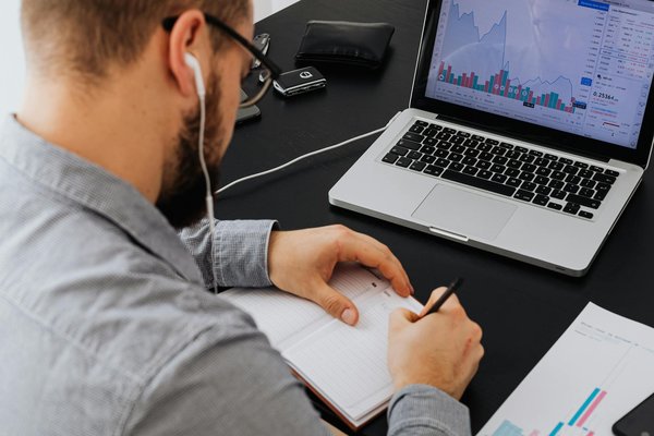 Empowering Critical Infrastructure Security: Leveraging AI to Strengthen Cyber Defense Strategies